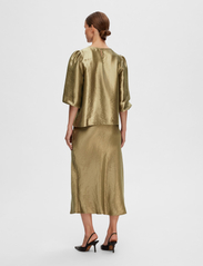Selected Femme - SLFSILVA 3/4 TOP B - bluzki z długimi rękawami - gold colour - 3
