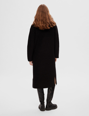 Selected Femme - SLFBLOOMIE LS KNIT DRESS HALF ZIP - kootud kleidid - black - 5