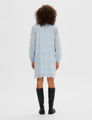 Selected Femme - SLFTATIANA LS SHORT EMBR DRESS NOOS - minikleidid - cashmere blue - 2