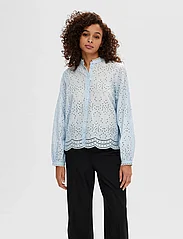 Selected Femme - SLFTATIANA L/S EMBR SHIRT NOOS - långärmade skjortor - cashmere blue - 4