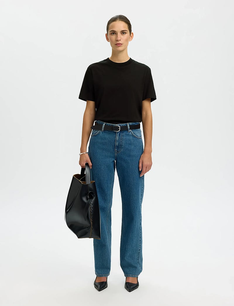 Selected - SLFRELAX COLWOMAN SS MOCK NECK TEE NOOS - t-shirts - black - 3