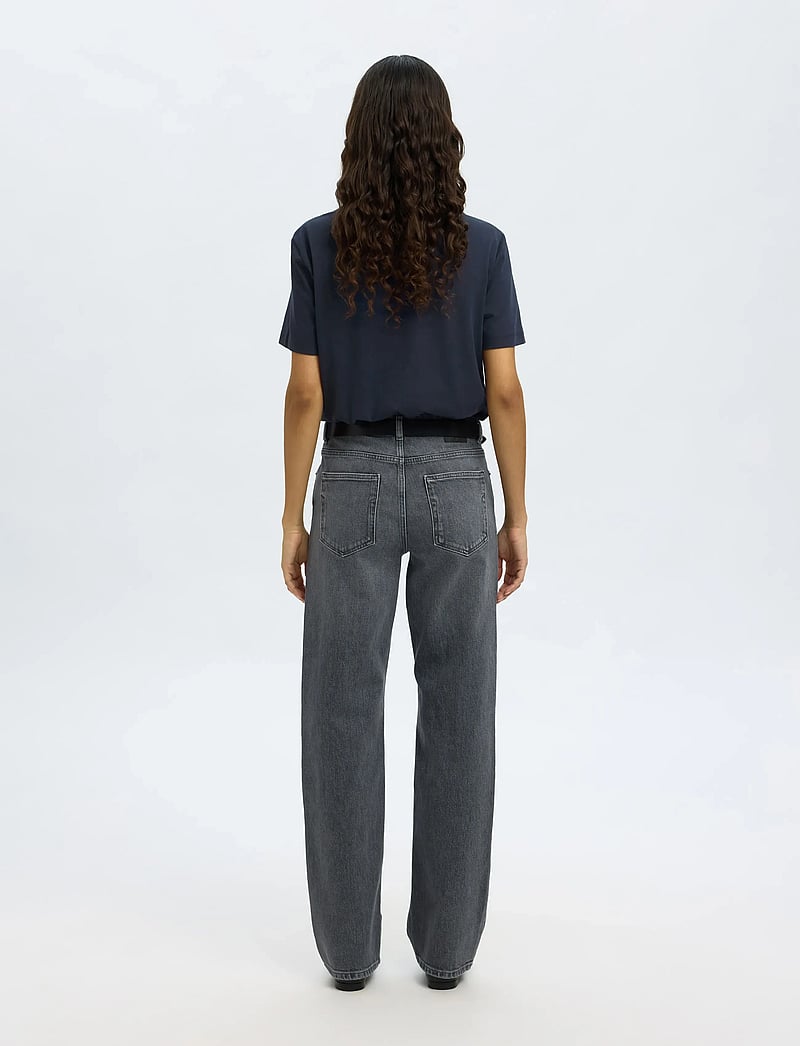 Selected - SLFRELAX COLWOMAN SS MOCK NECK TEE NOOS - t-shirts - dark sapphire - 2