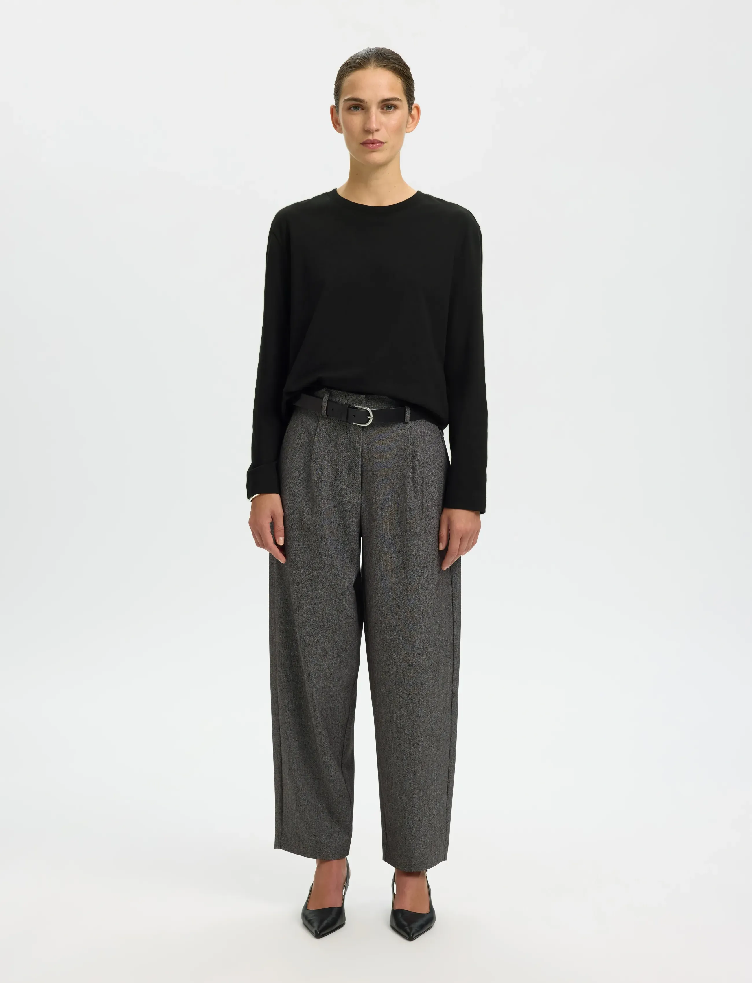 Selected - SLWESSENTIAL LS BOXY TEE NOOS - langærmede toppe - black - 3