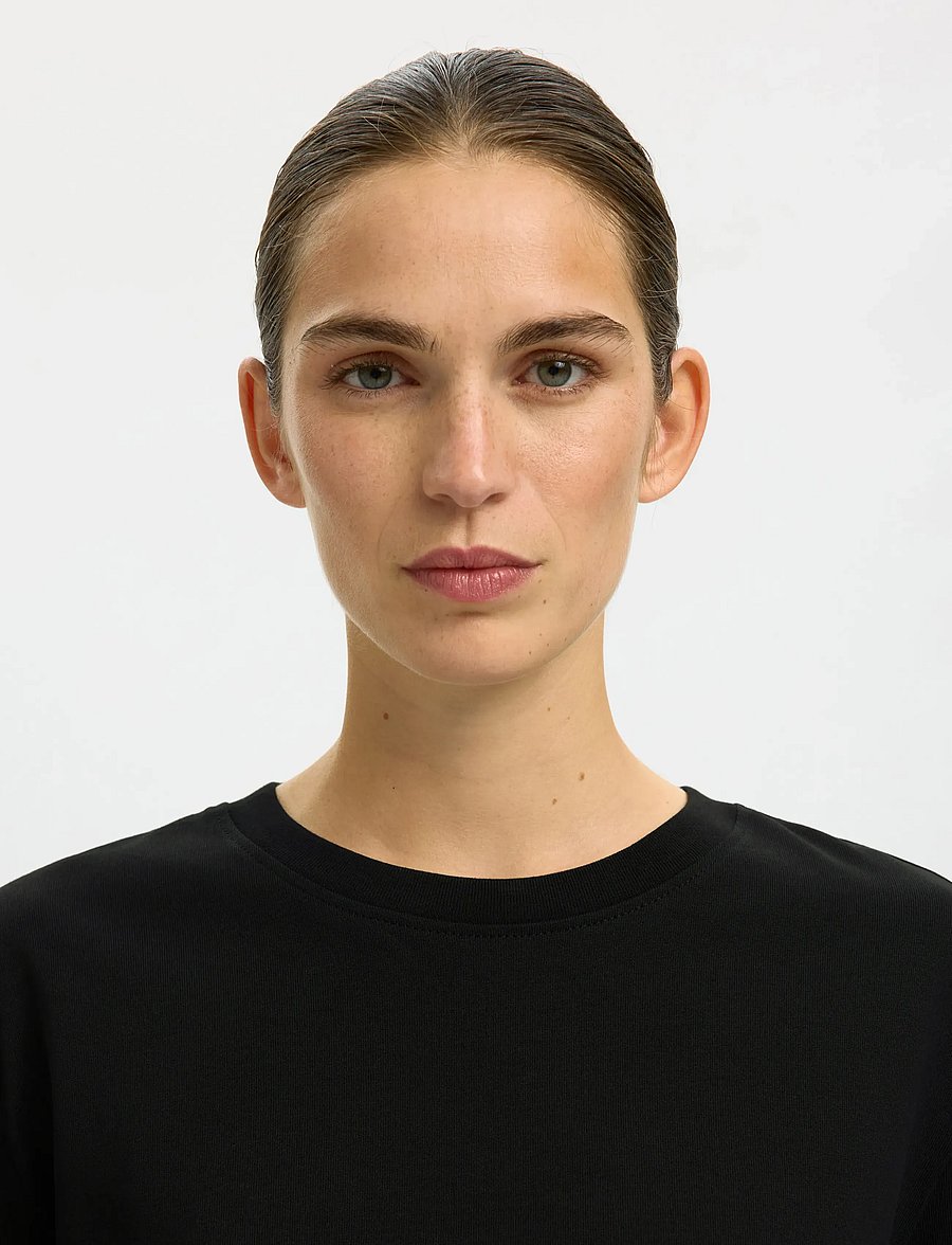 Selected - SLWESSENTIAL LS BOXY TEE NOOS - langærmede toppe - black - 4
