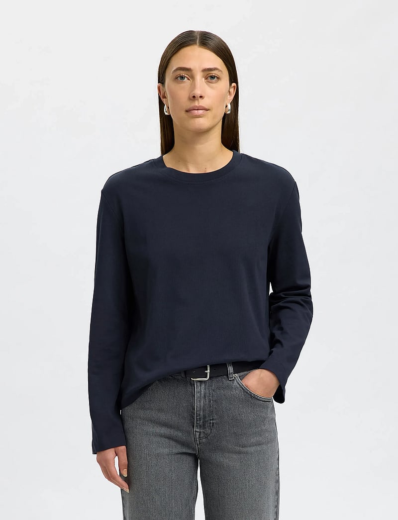 Selected - SLFESSENTIAL LS BOXY TEE NOOS - palaidinukės ilgomis rankovėmis - dark sapphire - 0