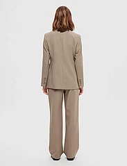 Selected Femme - SLFRITA LS CLASSIC BLAZER CAMEL MEL NOOS - party wear at outlet prices - camel - 3