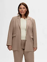Selected Femme - SLFRITA LS RELAXED BLAZER CAMEL MEL NOOS - party wear at outlet prices - camel - 7