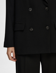 Selected Femme - SLFTINNI LS RELAXED BLAZER NOOS - feestelijke kleding voor outlet-prijzen - black - 5