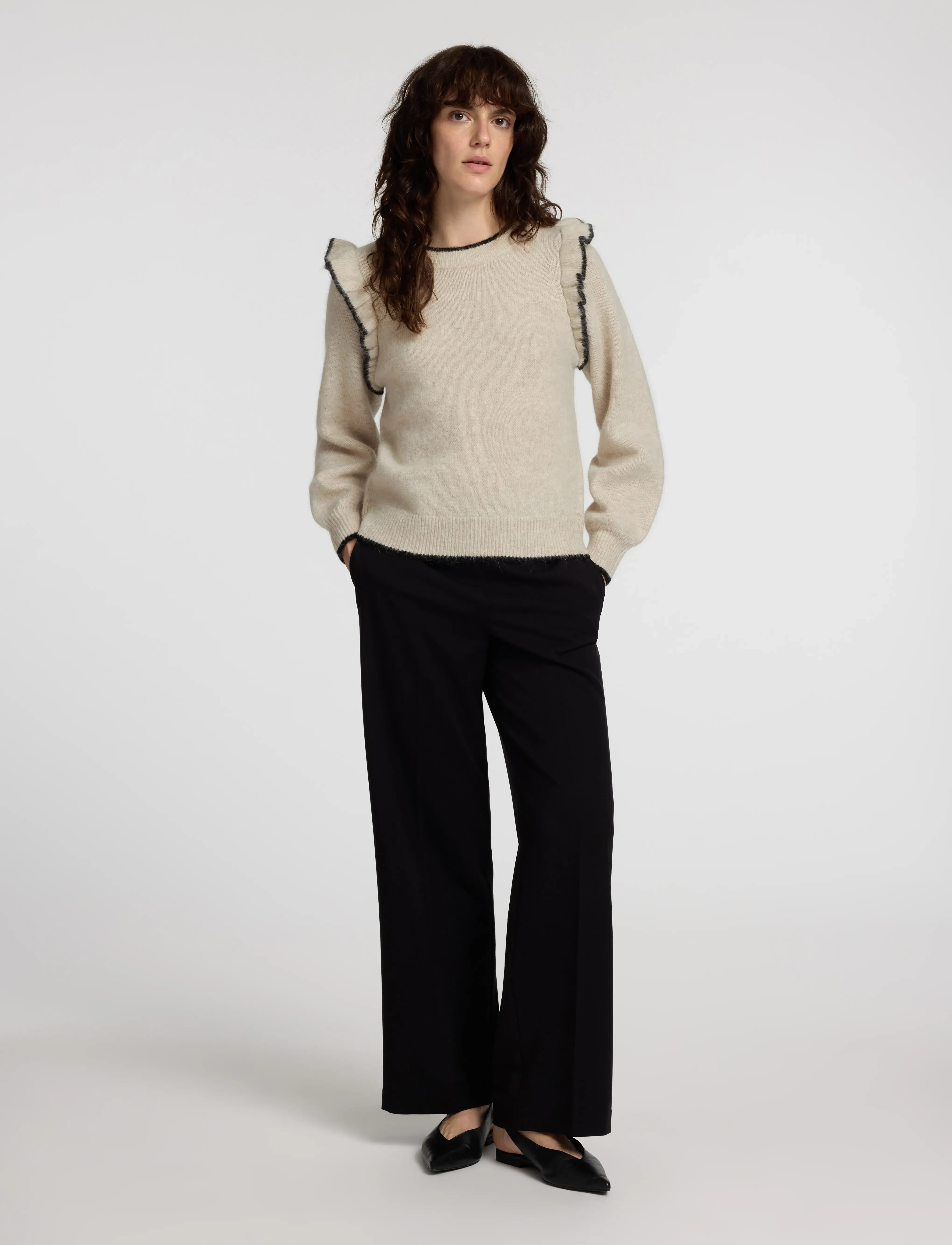 Selected - SLFALVA FRILLS LS KNIT O-NECK - pullover - birch - 4