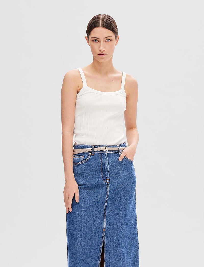 Selected - SLFCELICA ANNA STRAP TANK TOP NOOS - Ärmellose tops - bright white - 0