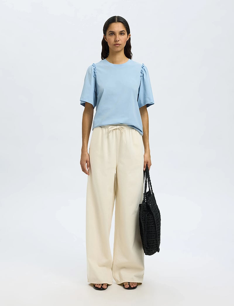 Selected - SLWPENELOPE 2/4 RUFFLE TEE NOOS - t-shirts - cashmere blue - 5