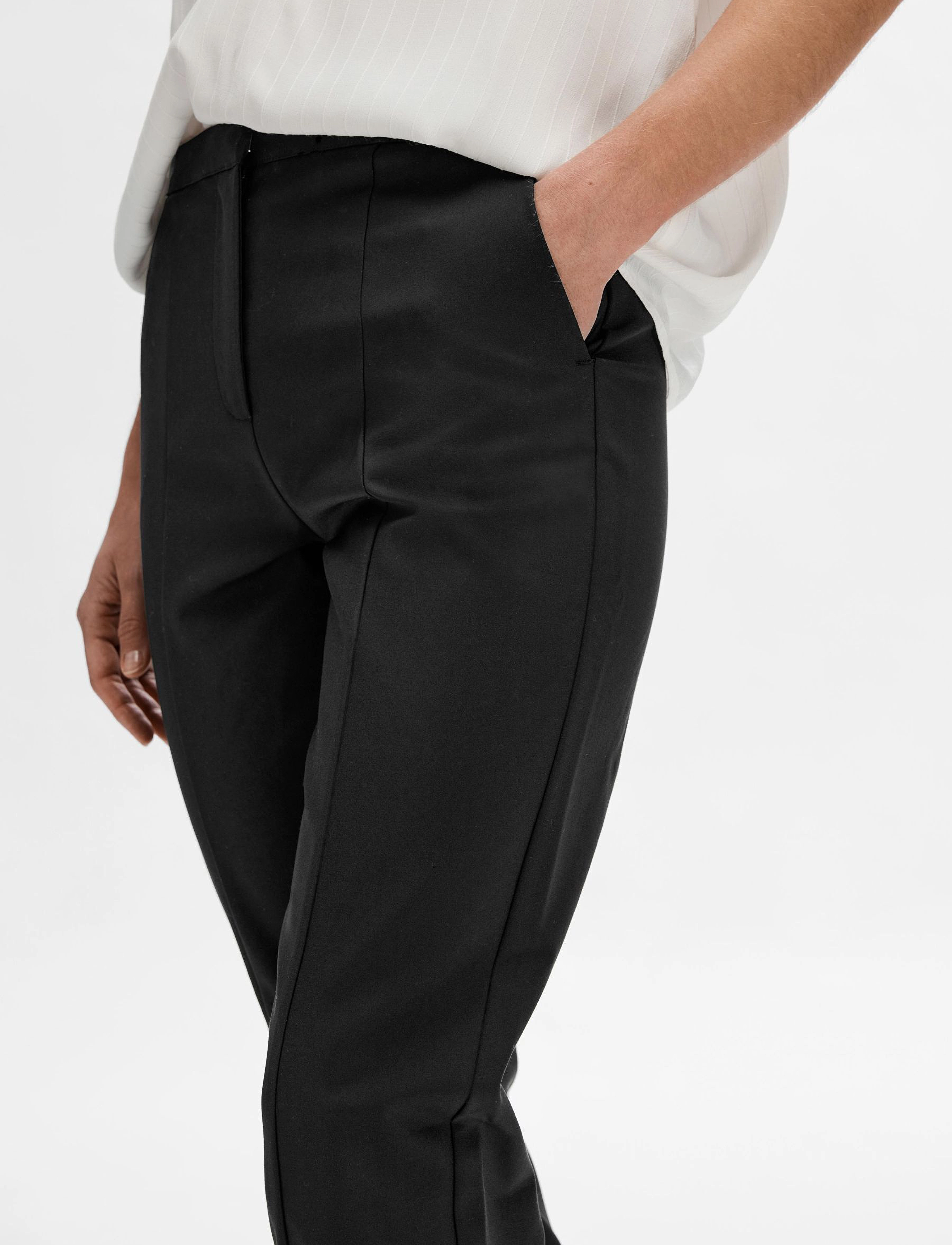 Selected - SLFMUSE MW CROPPED PANT - black - 4