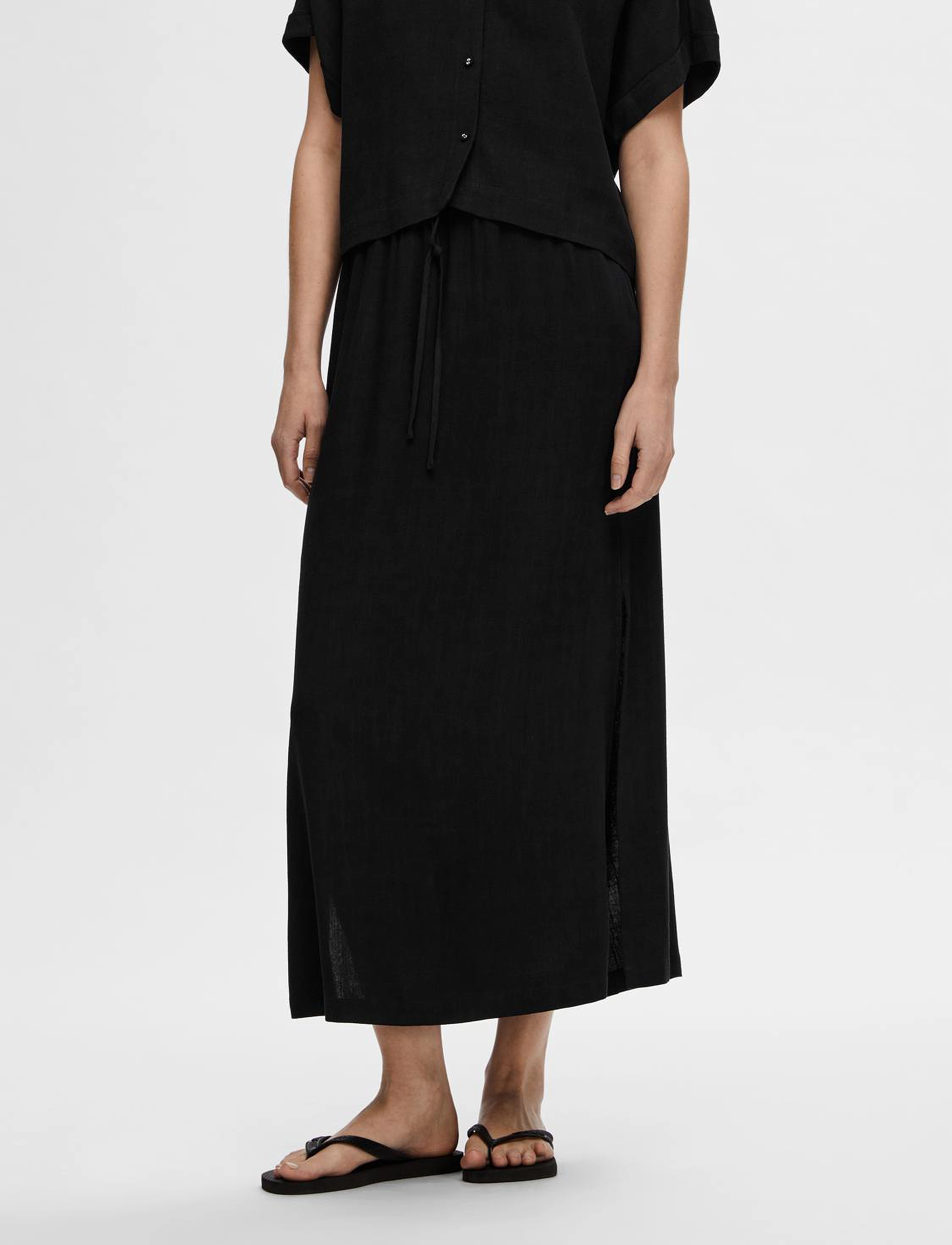 Selected - SLFVIVA HW ANKLE SKIRT NOOS - midi nederdele - black - 3