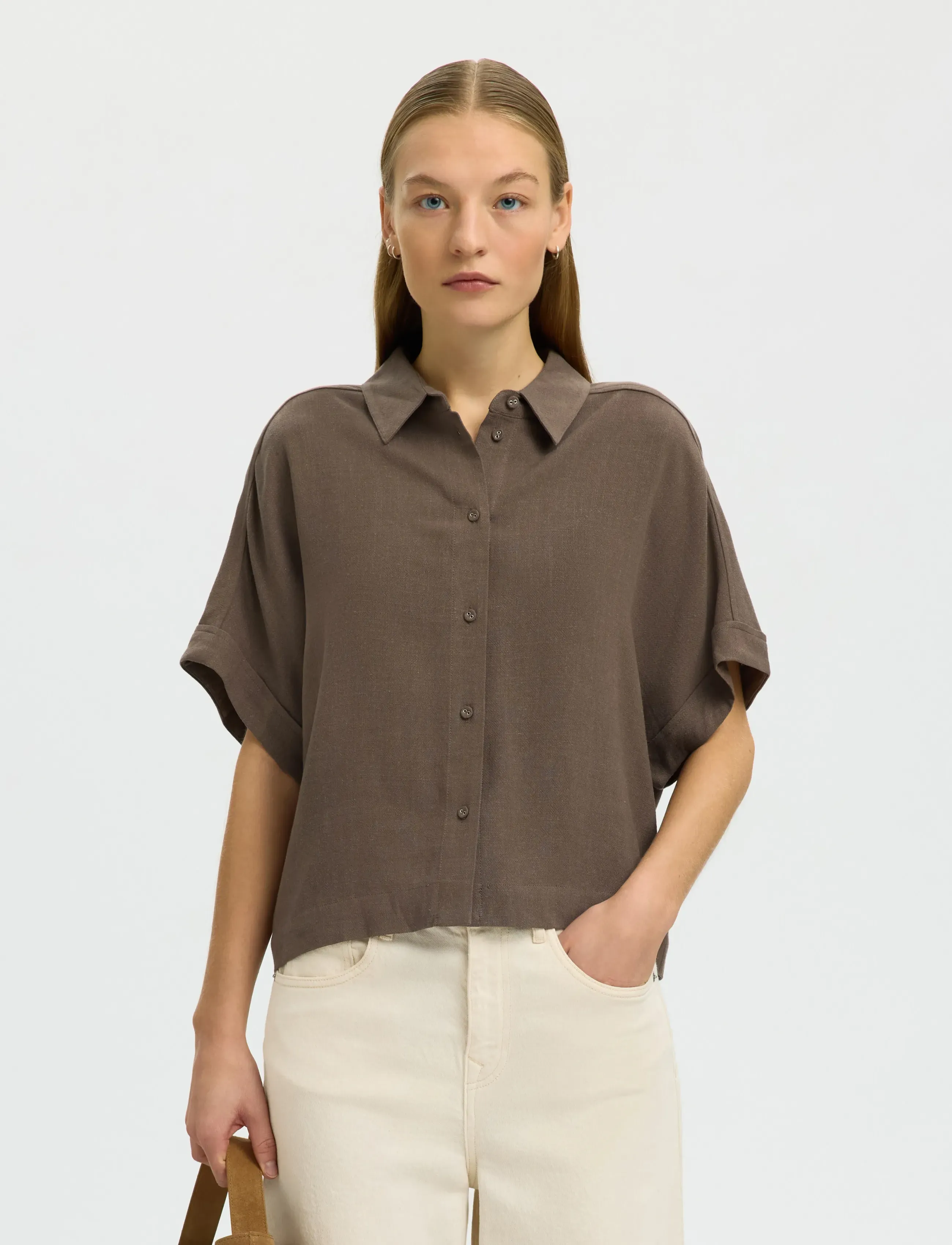 Selected SLFVIVA SS CROPPED SUN SHIRT NOOS - Shirts - CHOCOLATE CHIP / brown