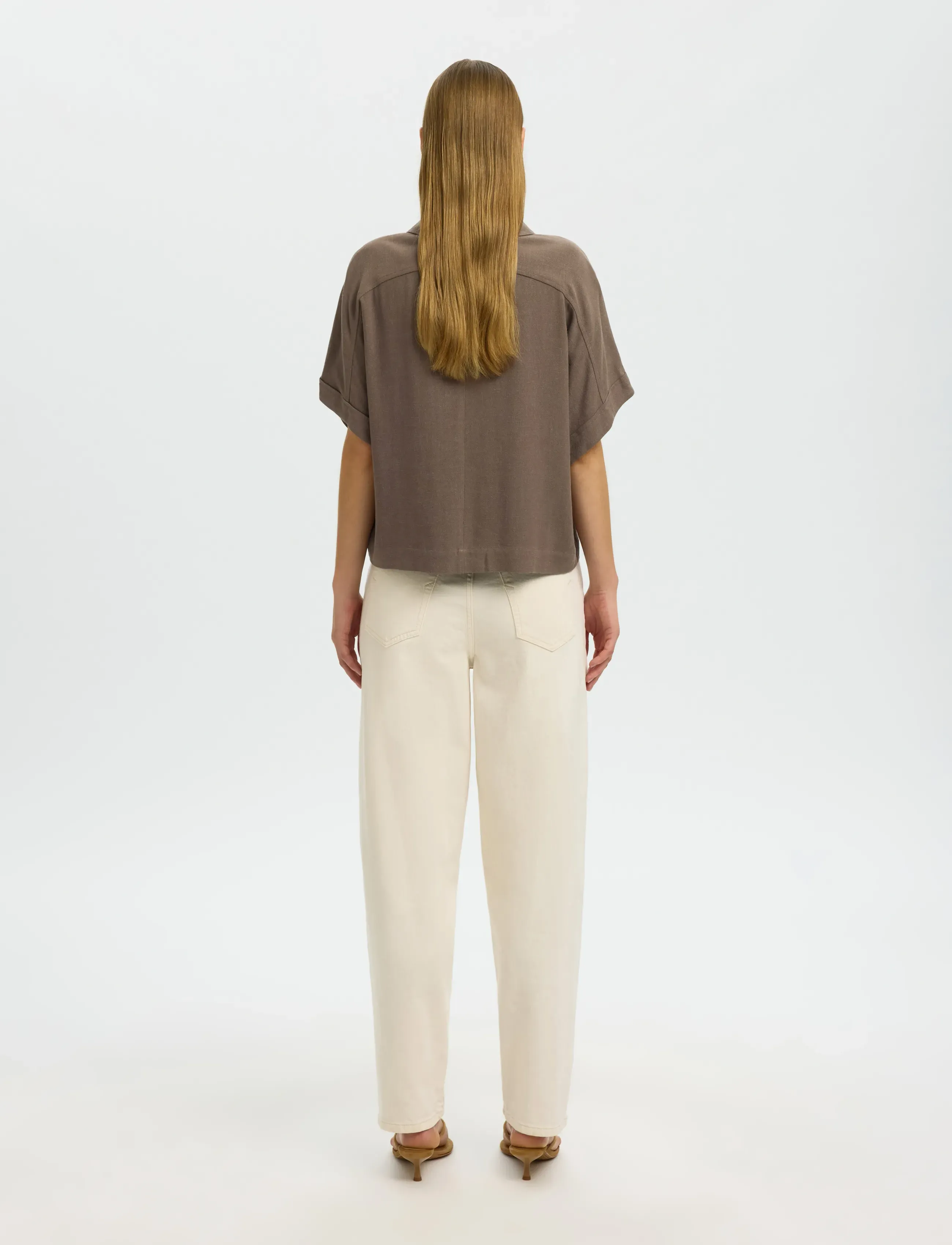 Selected - SLWVIVA SS CROPPED SUN SHIRT NOOS - kurzärmlige hemden - chocolate chip - 2