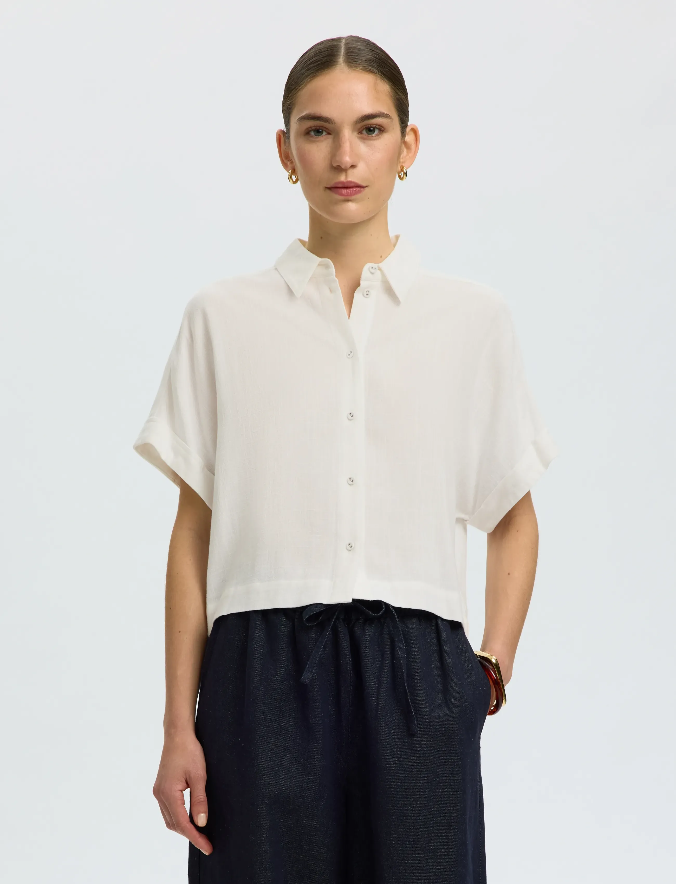 Selected Slwviva Ss Cropped Sun Shirt Noos, 38, T-shirts & Oberteile, Beige - Short-sleeved, Frauen