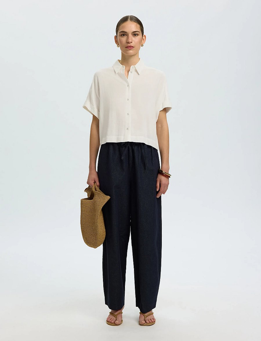 Selected - SLWVIVA SS CROPPED SUN SHIRT NOOS - kurzärmlige hemden - sandshell - 5