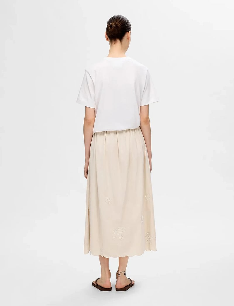 Selected - SLFMELLI HW ANKLE SKIRT B - maxi röcke - sandshell - 5
