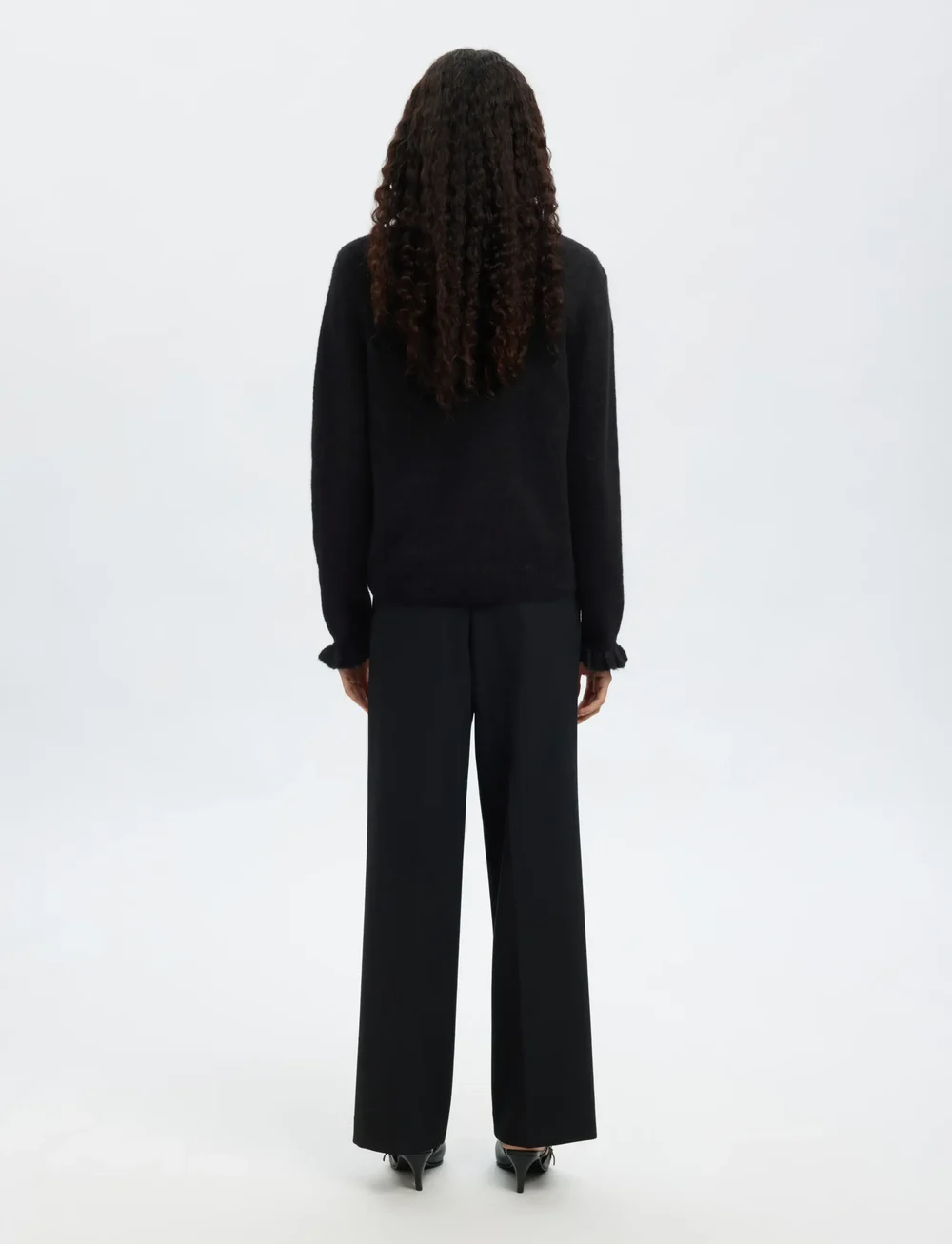 Selected - SLFLULU LS KNIT FRILL CUFF O-NECK NOOS - jumpers - black - 2