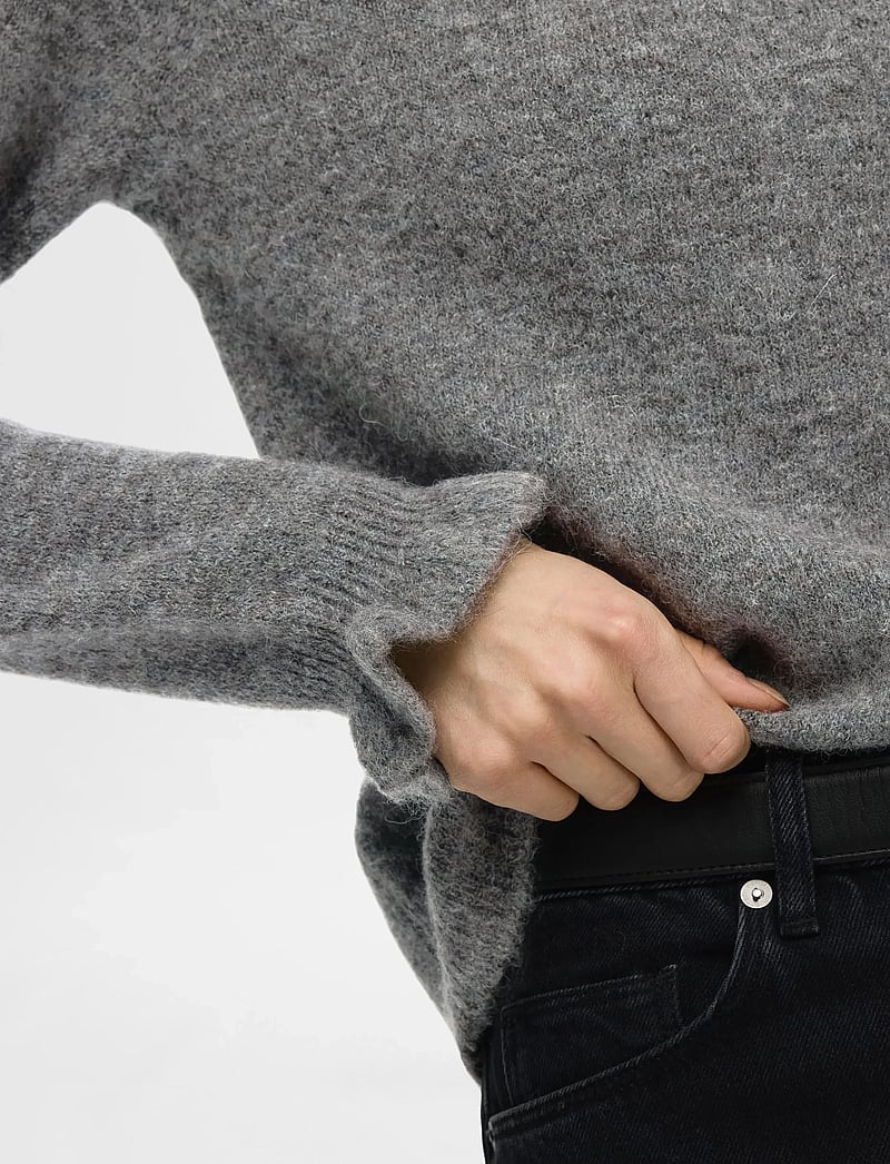 Selected - SLFLULU LS KNIT FRILL CUFF O-NECK NOOS - pullover - medium grey melange - 4