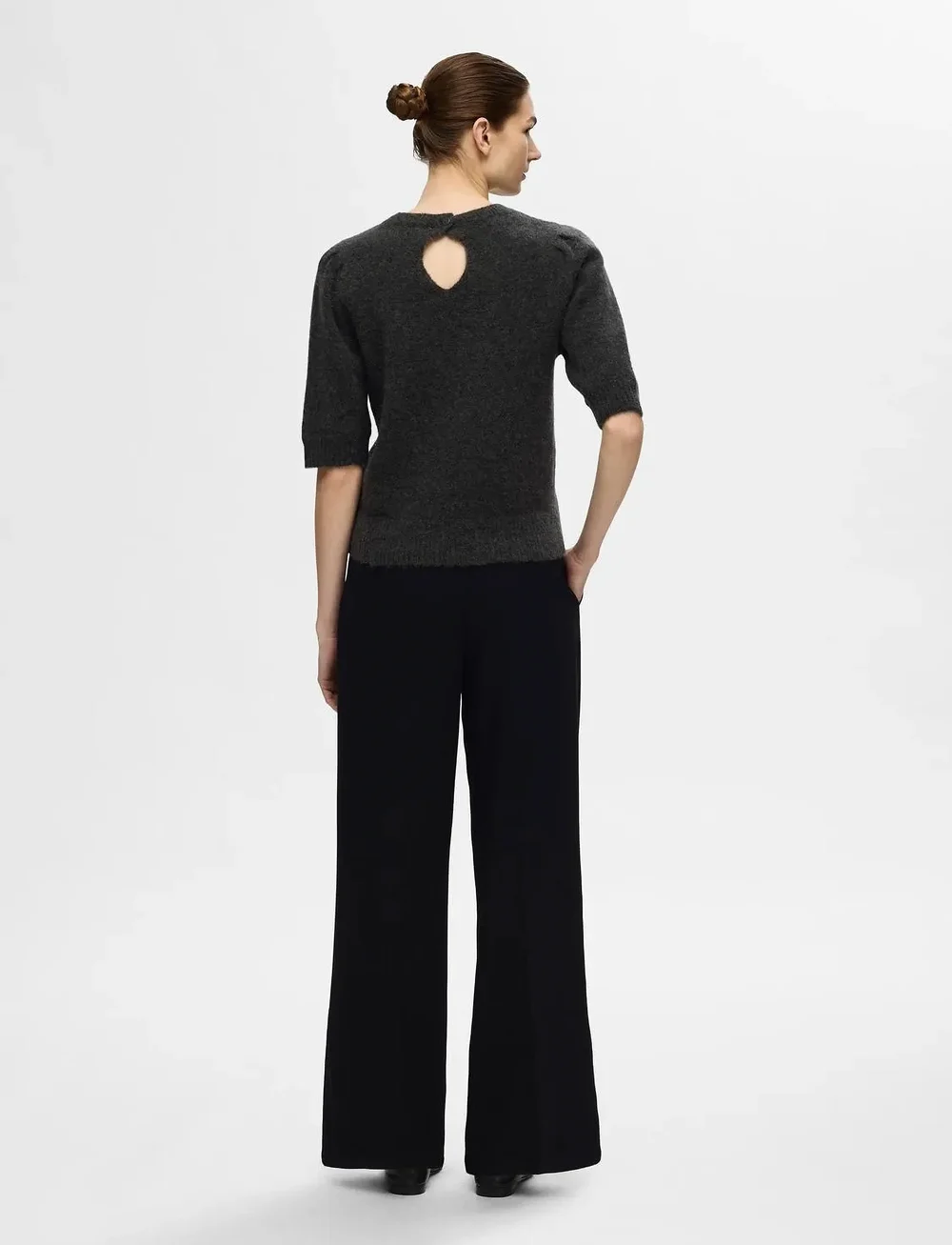 Selected - SLFLULU SS OPEN BACK KNIT O-NECK NOOS - stickade tröjor - volcanic ash - 3