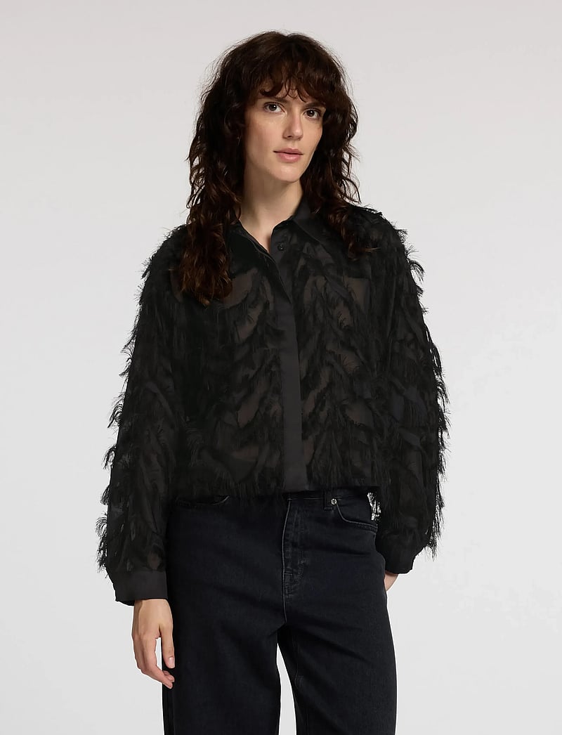 Selected - SLFMYLINE LS FLUFFY CROPPED SHIRT B - langärmlige hemden - black - 0
