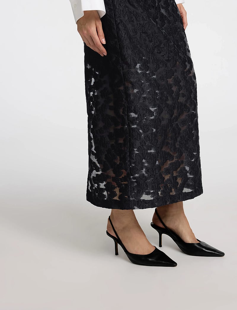 Selected - SLFPANDORA HW ANKLE SLIT SKIRT B - maksihameet - black - 4