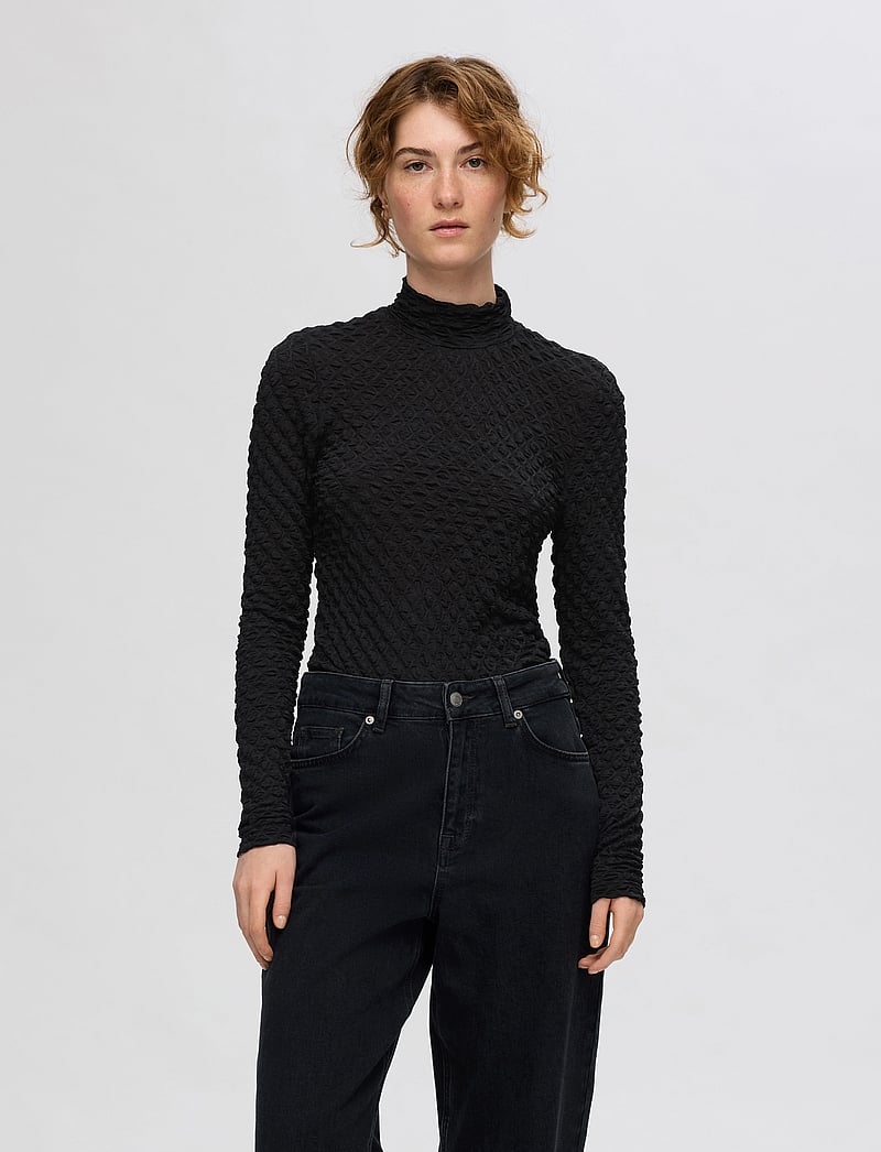 Selected - SLFTIMMI LS HIGH NECK STRUCTURE TOP - langärmlige tops - black - 0