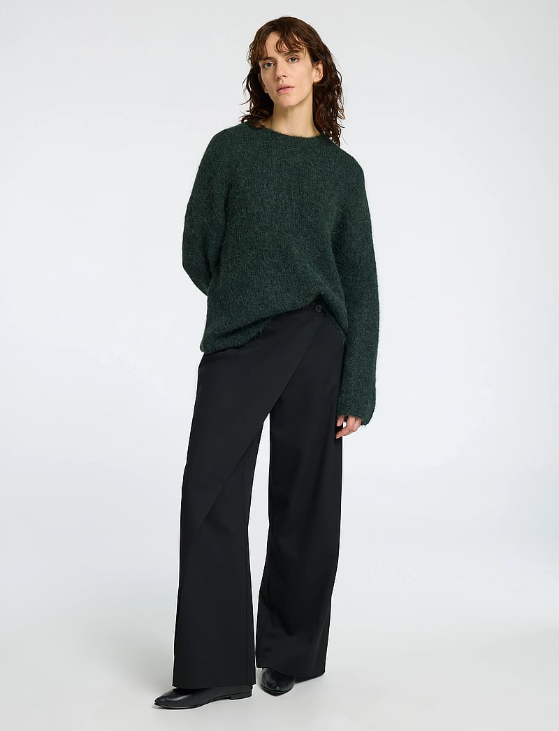 Selected - SLFGABELLA LS KNIT O-NECK CAMP - stickade tröjor - scarab - 5