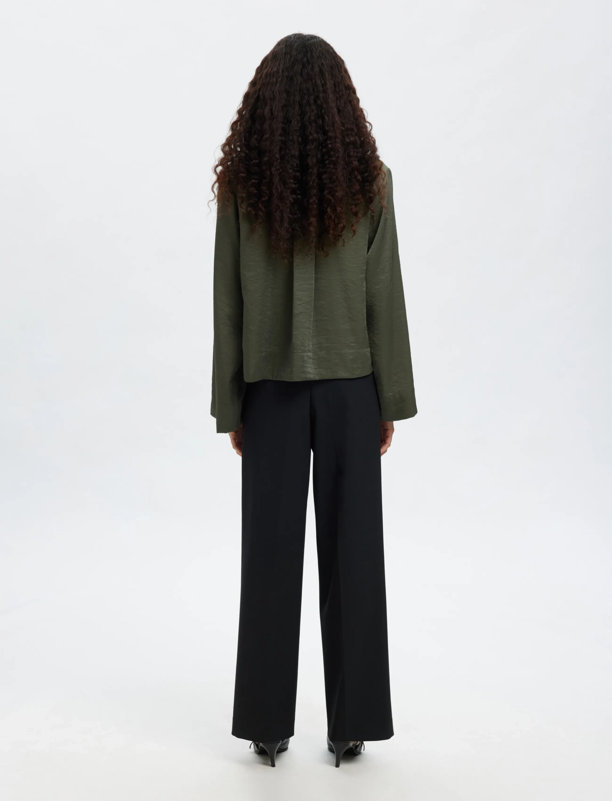 Selected - SLFJEAN LS CROPPED SHIRT B - pikkade varrukatega särgid - deep depths - 2