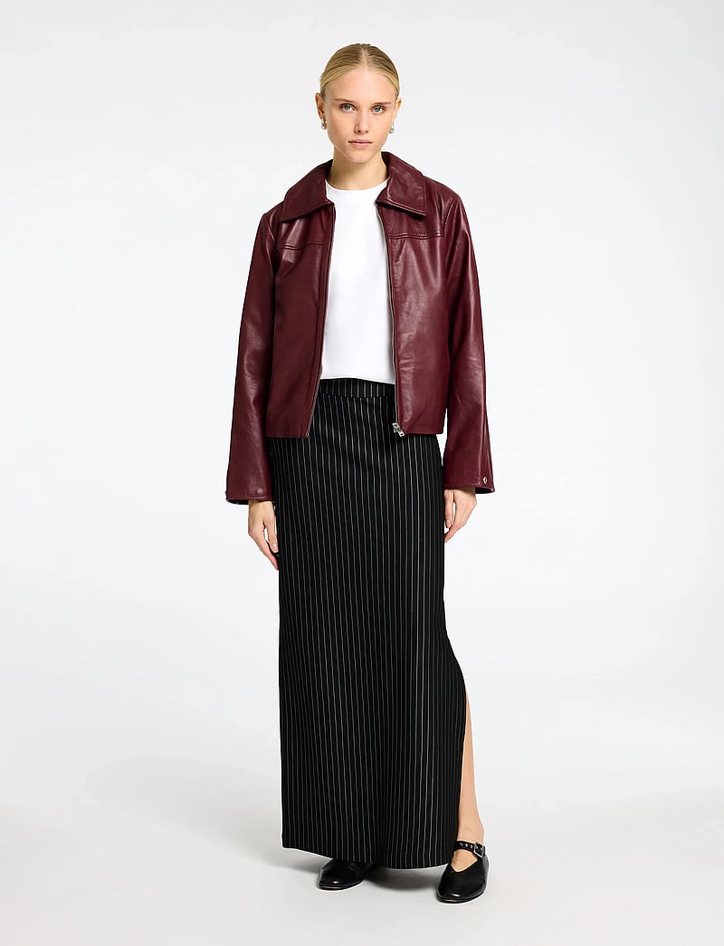 Selected - SLFPENNIE HW ANKLE SKIRT - maxikjolar - black - 0