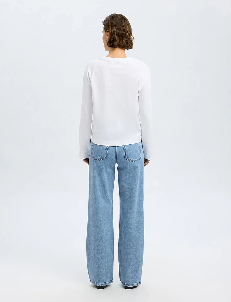 Selected - SLFALICE HW WIDE LONG LIG BLU JEANS NOOS - hosen mit weitem bein - light blue denim - 2