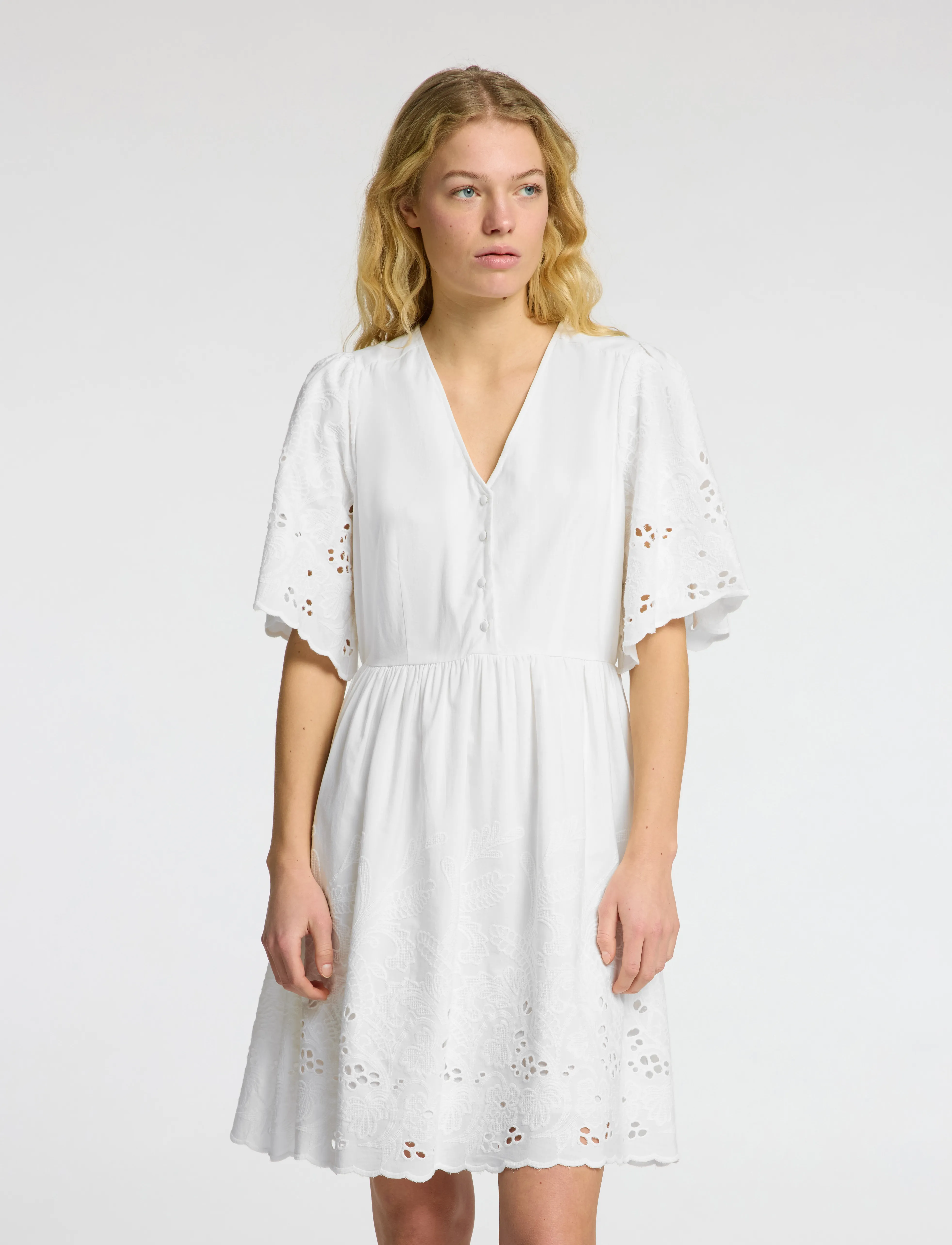 Selected Slfdahlia Ss Short Broderi Dress Noos, 34, White > Dresses, Dame