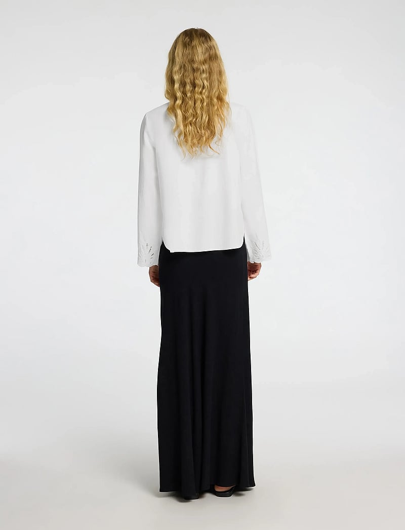 Selected - SLFDAHLIA LS BRODERI SHIRT NOOS - langærmede skjorter - bright white - 2