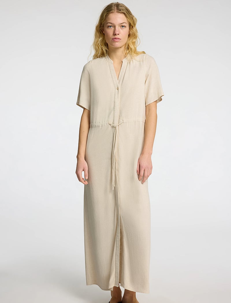 Selected - SLFVIVA-DAMINA SS ANKLE SUN DRESS NOOS - maxikleider - sandshell - 4