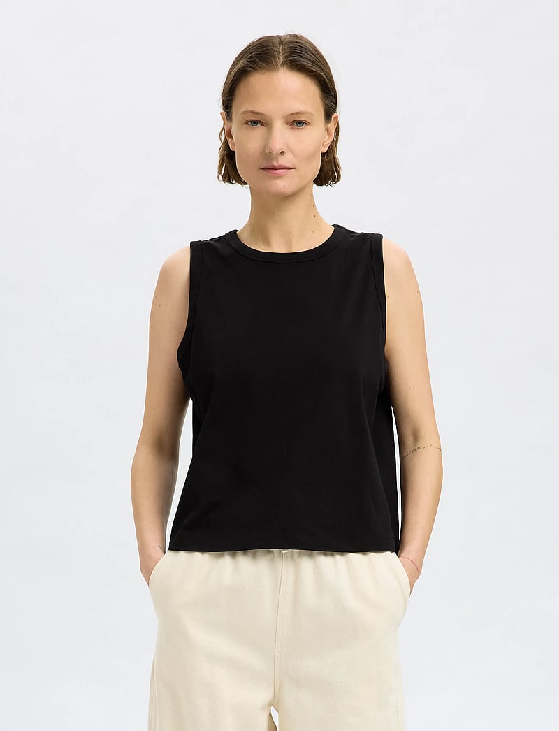 Selected - SLFESSENTIAL SL BOXY TANK TOP NOOS - topid ja varrukateta alussärgid - black - 0