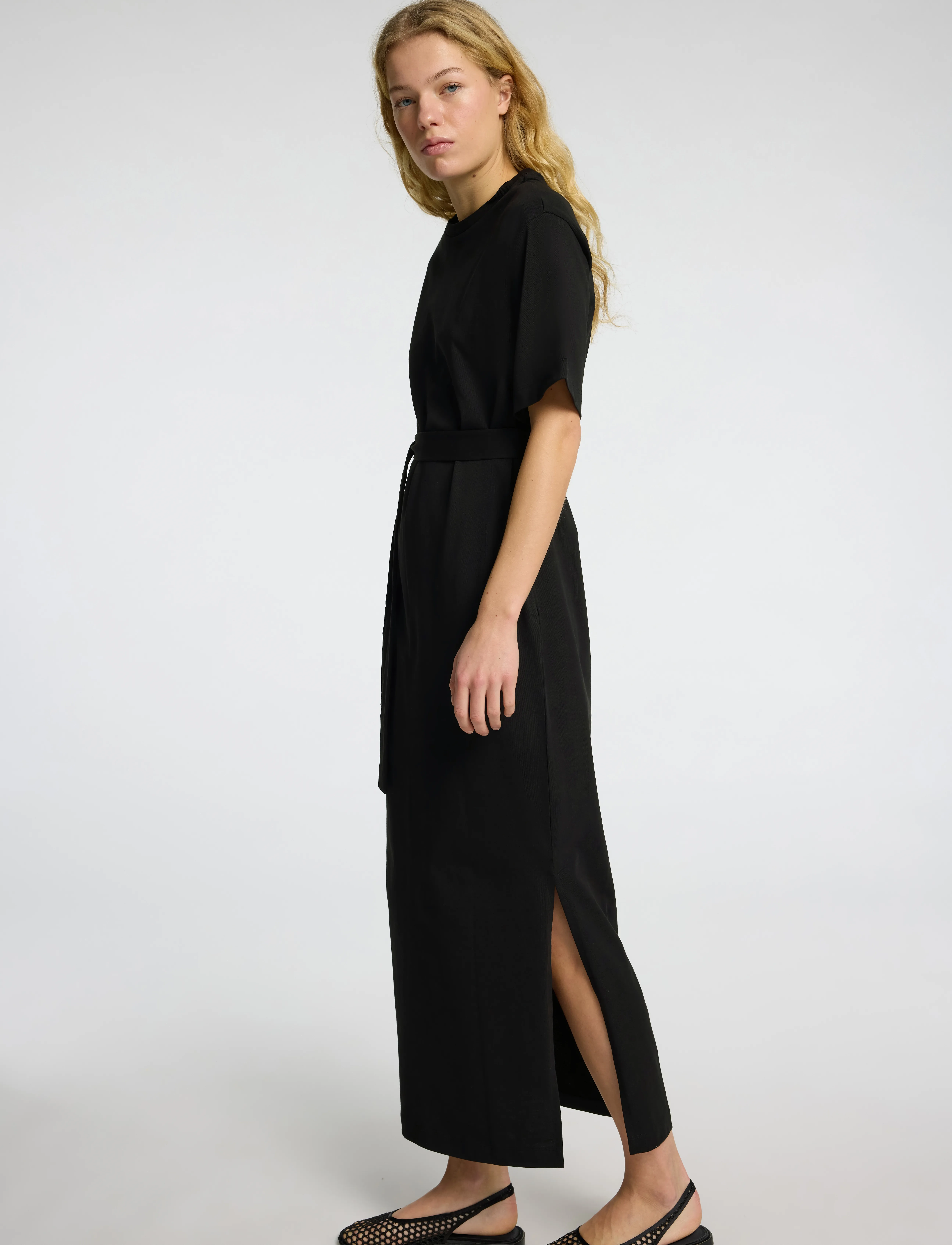 Selected - SLFESSENTIAL SS POCKET ANKLE DRESS NOOS - t-shirt-kleider - black - 3