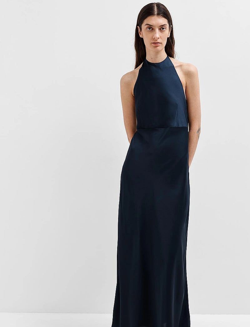 Selected - SLFANNIE HALTERNECK MAXI DRESS D2 - aftenkjoler - dark sapphire - 5