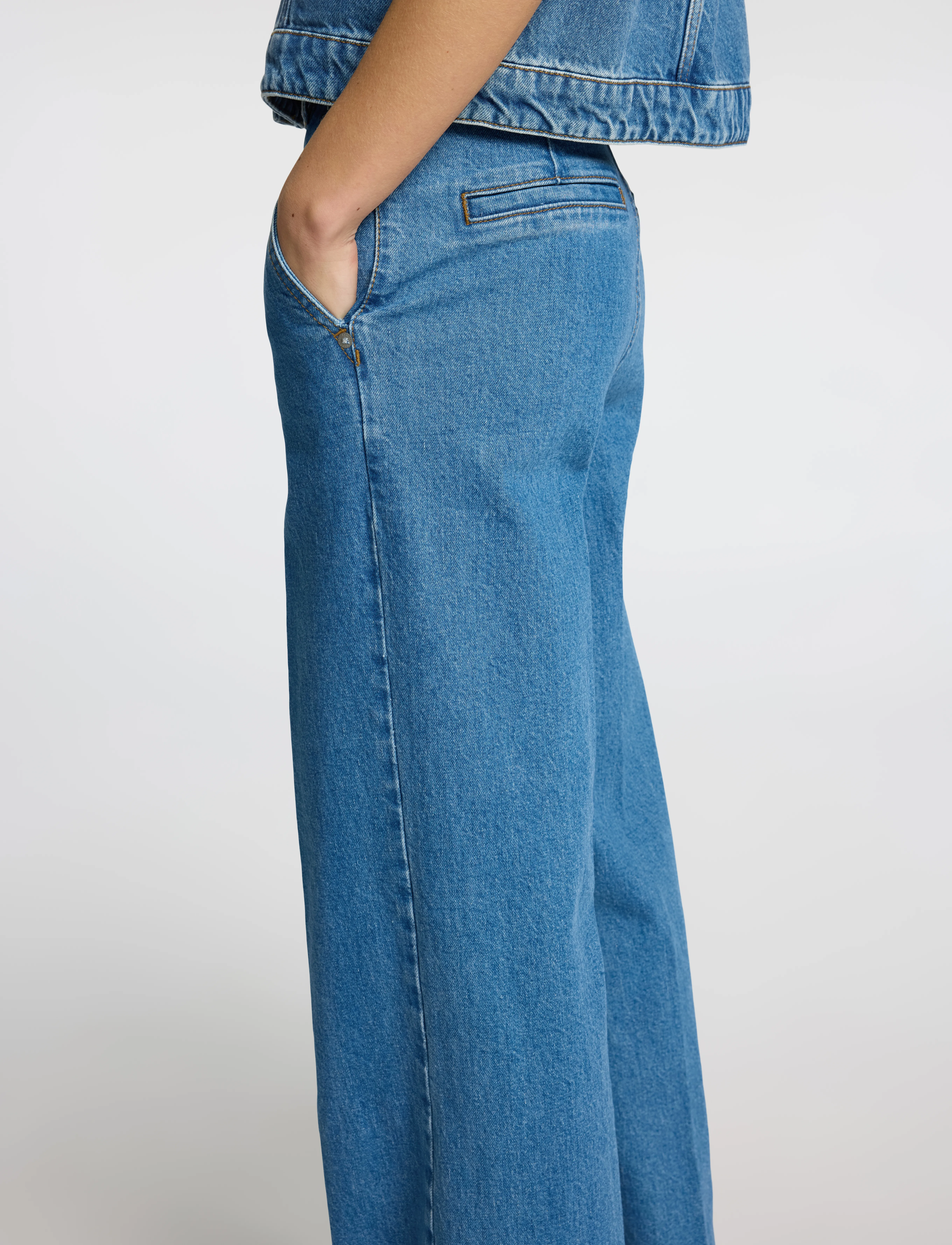 Selected - SLFEVELYN HW EXTRA WIDE JEANS - hosen mit weitem bein - medium blue denim - 3