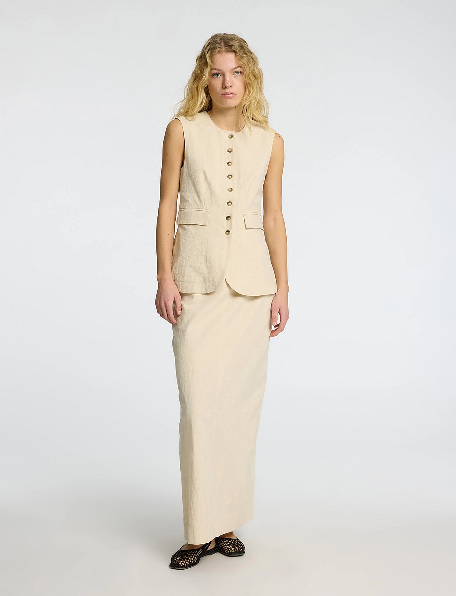Selected - SLFILUNA HW ANKLE SLIT SKIRT B - midi-röcke - sandshell - 4