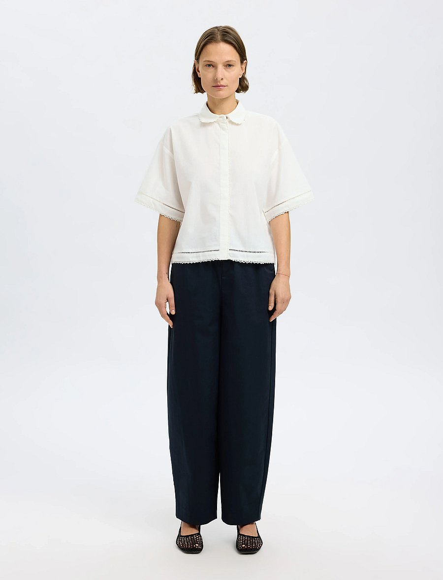 Selected - SLFNOVI SS CROCHET DETAIL SHIRT B - kurzärmlige hemden - snow white - 3