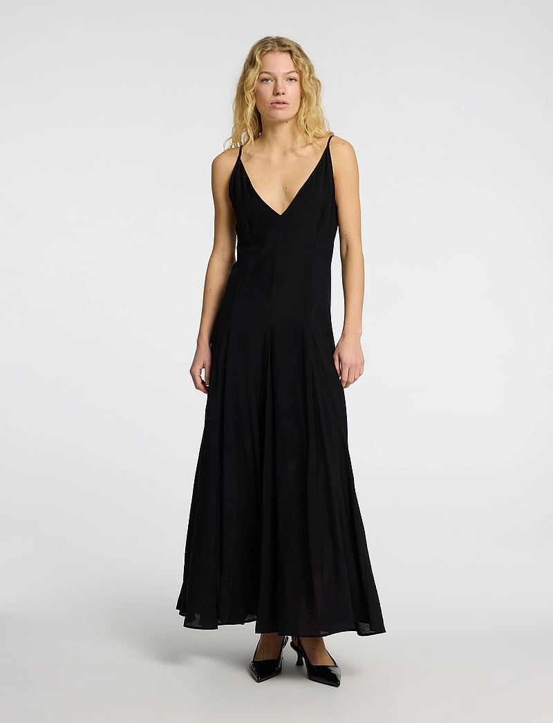 Selected - SLFJOSELLA TIERED ANKLE STRAP DRESS - kleider - black - 3