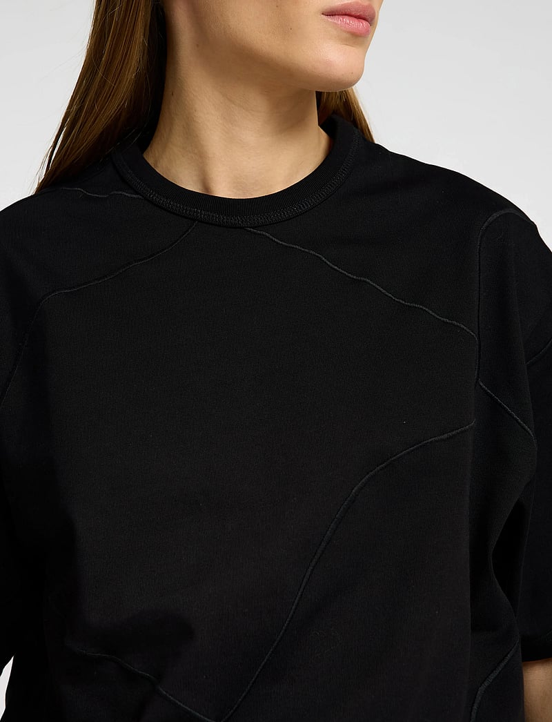 Selected - SLFPENNY SS EMBROIDERED TEE - t-shirts - black - 5