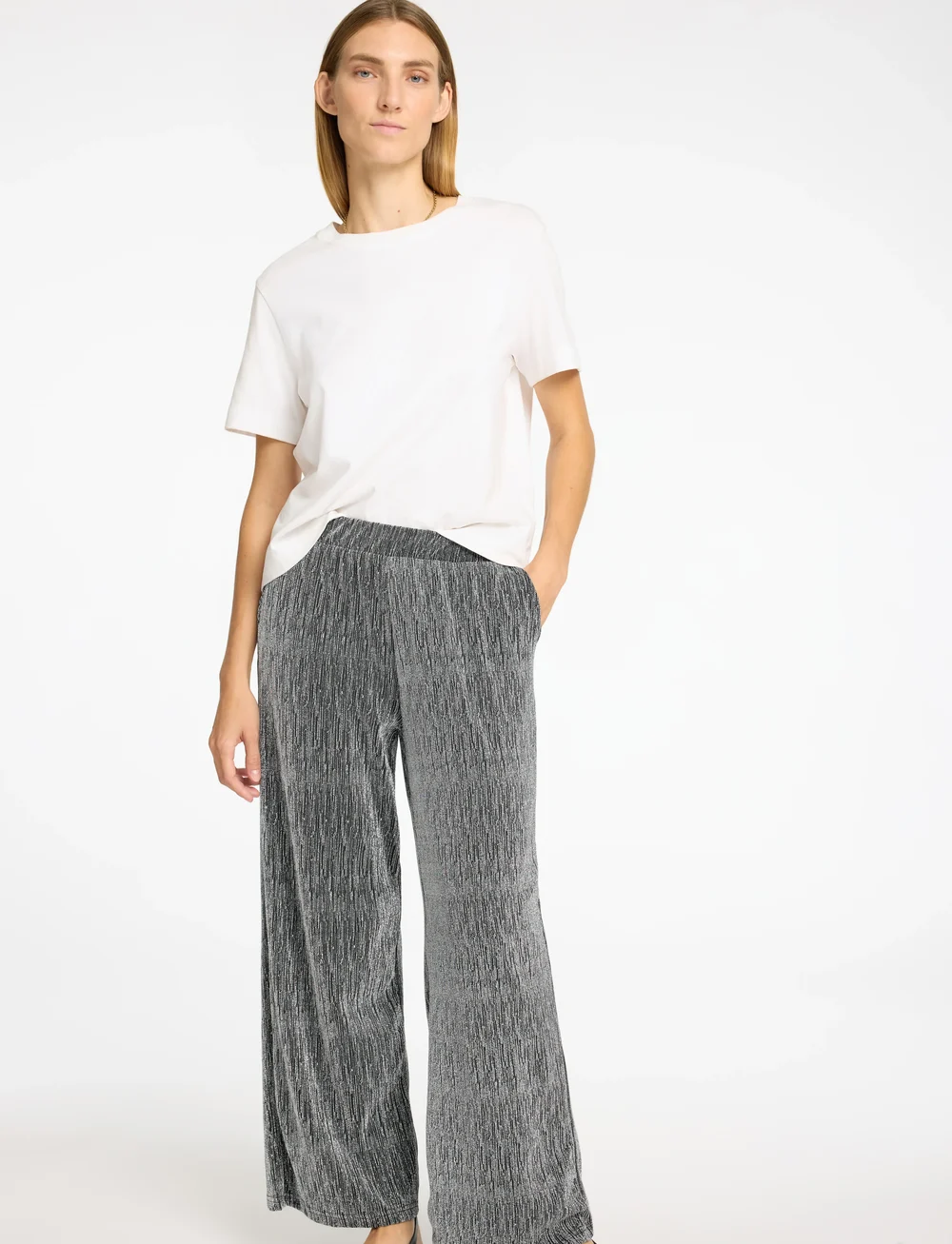 Selected - SLFANITA TINNI HW RELAXED PANTS - raka byxor - black - 5