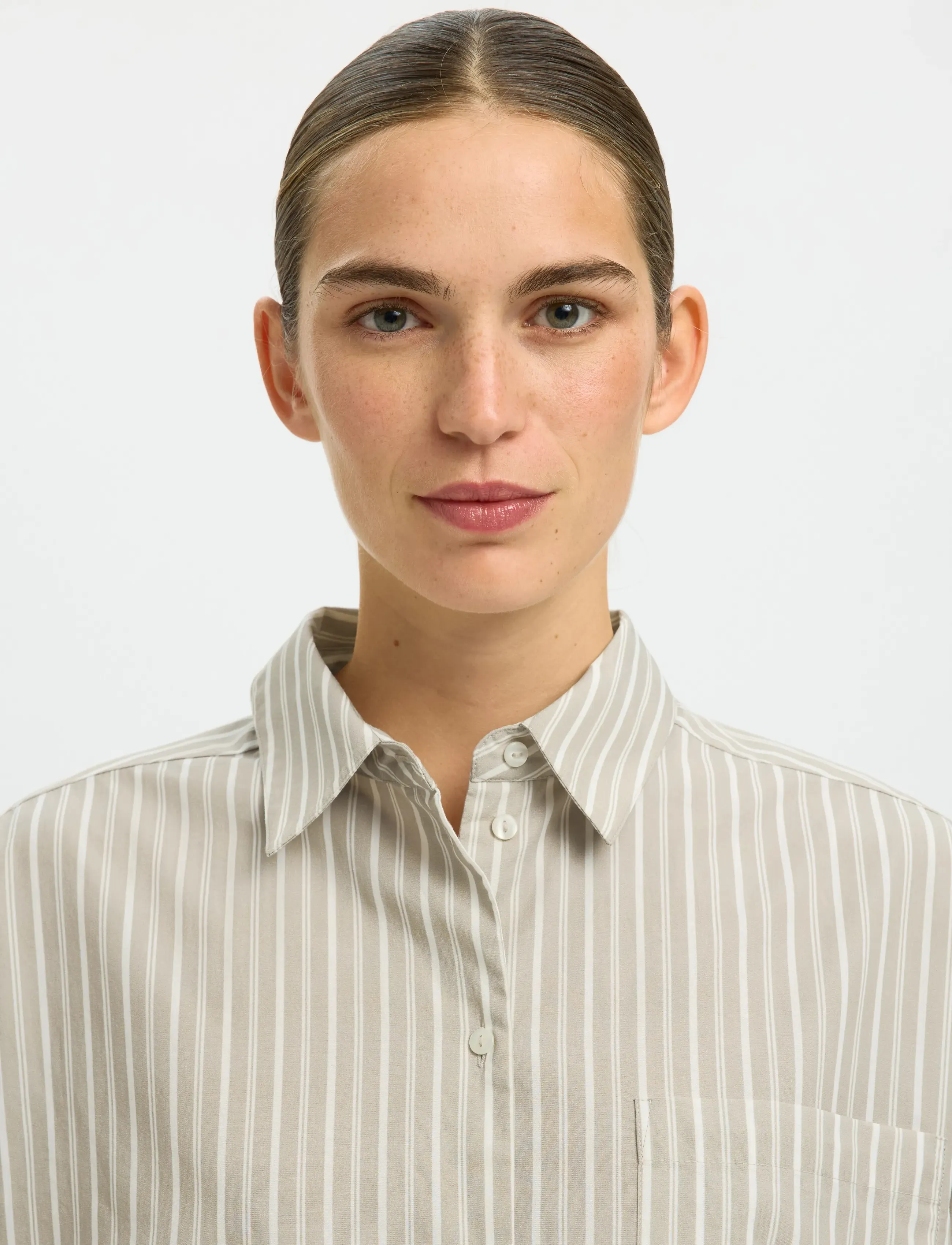 Selected - SLWASTHA LS CROPPED BOXY SHIRT NOOS - langærmede skjorter - pure cashmere - 4