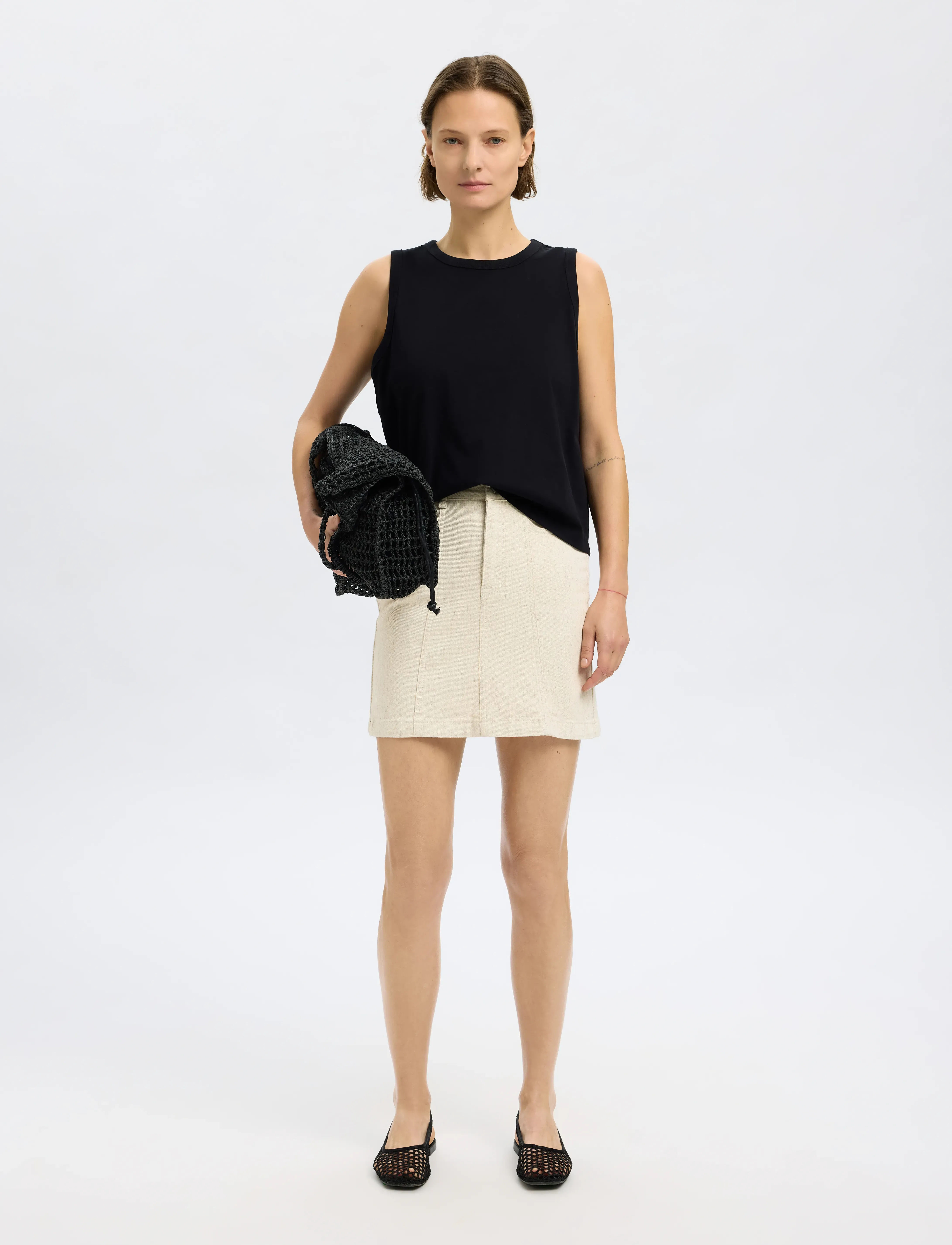 Selected - SLFUNA HW SHORT DENIM SKIRT - jupes en jeans - egret - 3