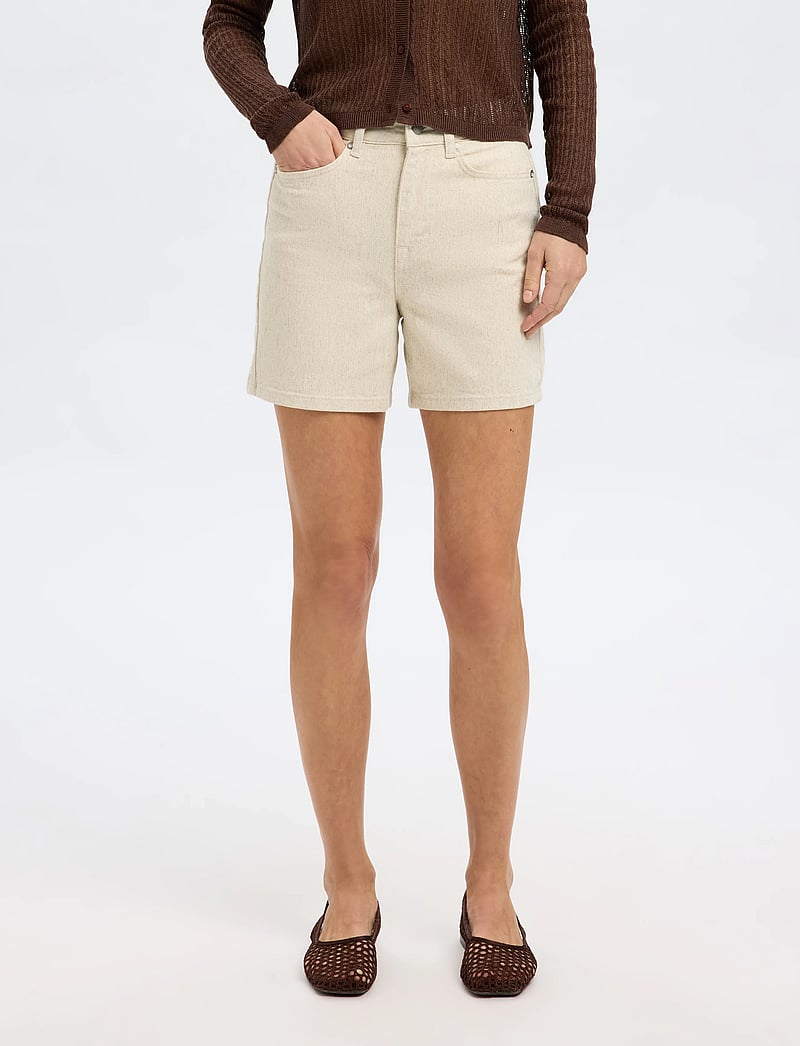 Selected - SLFUNA-KRISTA HW DENIM SHORTS - jorts - egret - 0