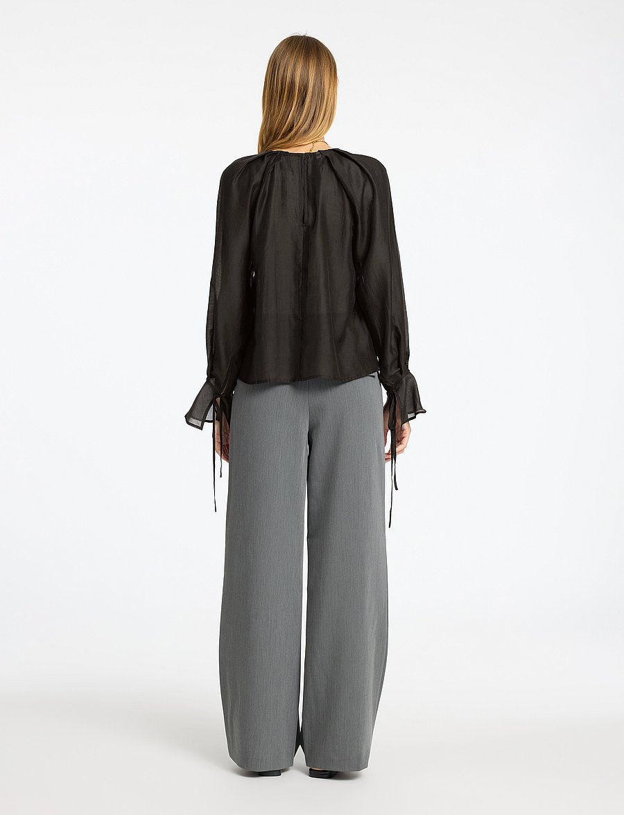 Selected - SLFIRIS LS O-NECK TOP - langärmelige blusen - black - 2