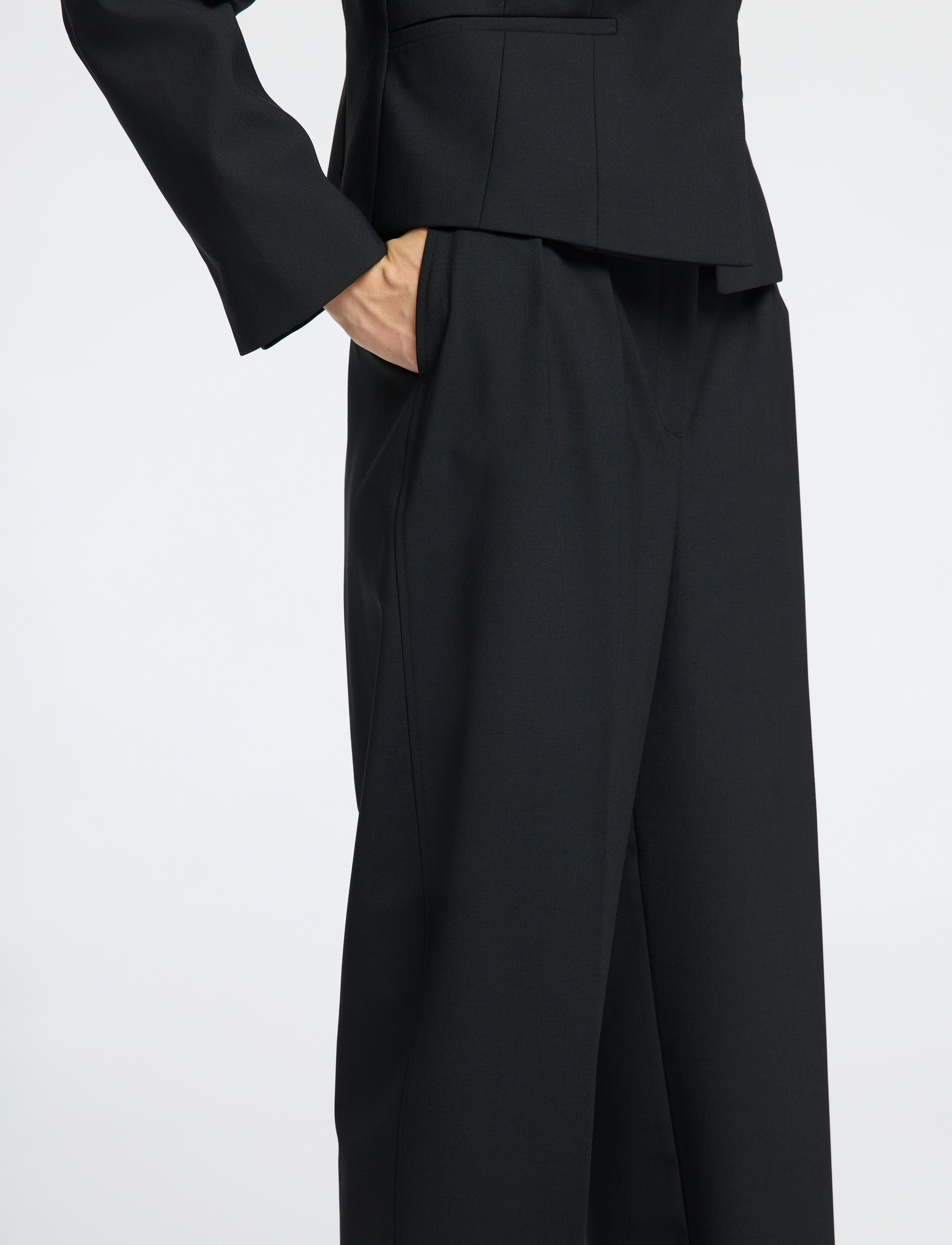 Selected - SLFELOISE HW BARREL PANT - wijde broeken - black - 3