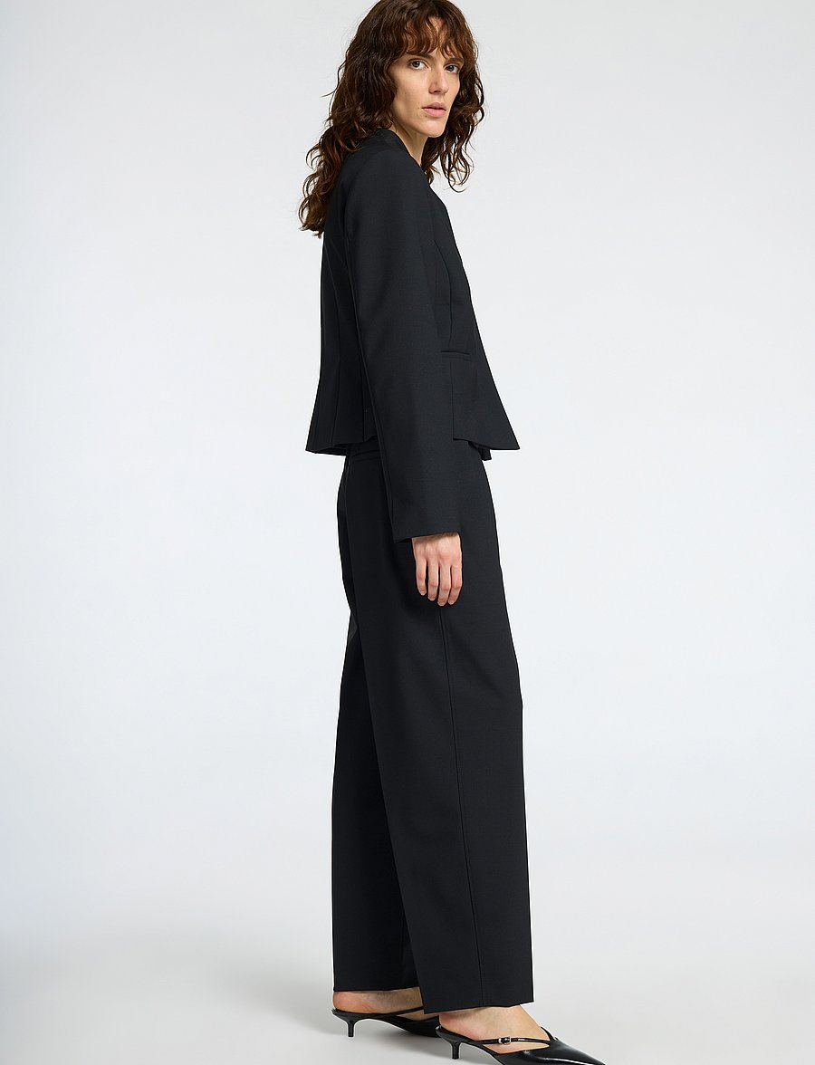 Selected - SLFELOISE HW BARREL PANT - hosen mit geradem bein - black - 4